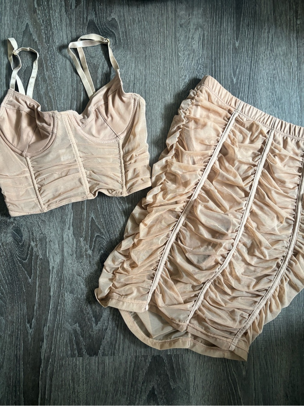 TOP & SKIRT SET